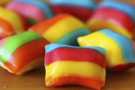 Bunte, selbstgemachte Bonbons